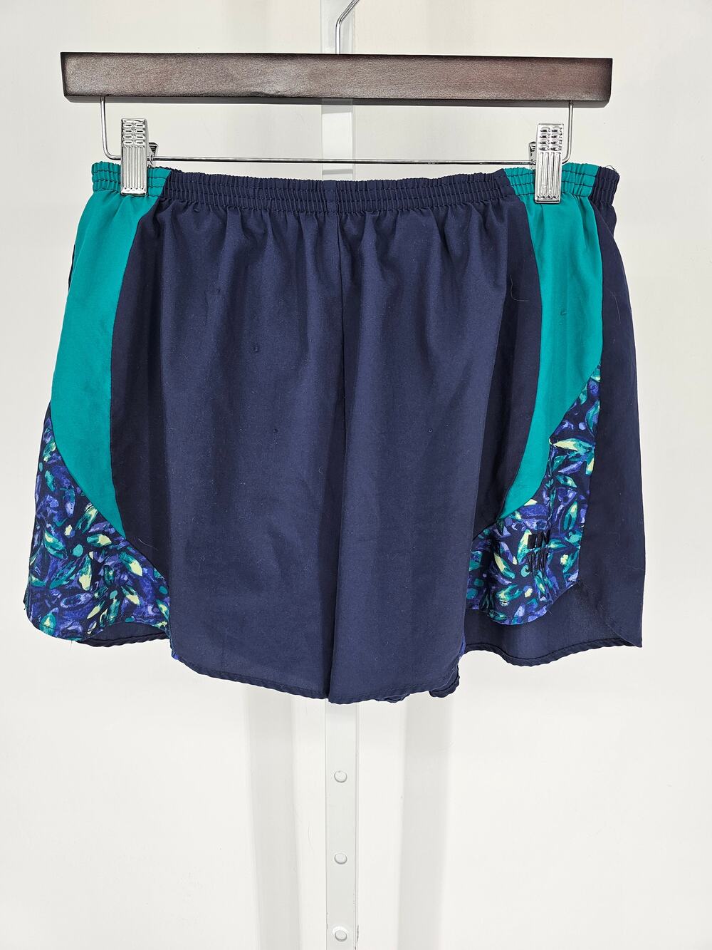 Vintage 1990s IN Sport Womens Sz L Loose Fit Athletic Running Shorts Blue